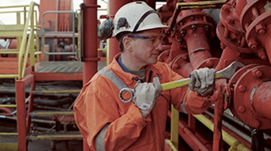 Offshore Website image thumbs up 455 x 238.jpg